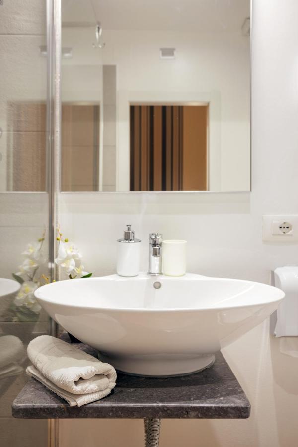 B&B Palermo Bella Rooms And Suites Buitenkant foto